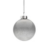 Елочный шар Finery Gloss, 8 см, глянцевый серебристый с глиттером, арт. 17662.11 фото 2 — Бизнес Презент